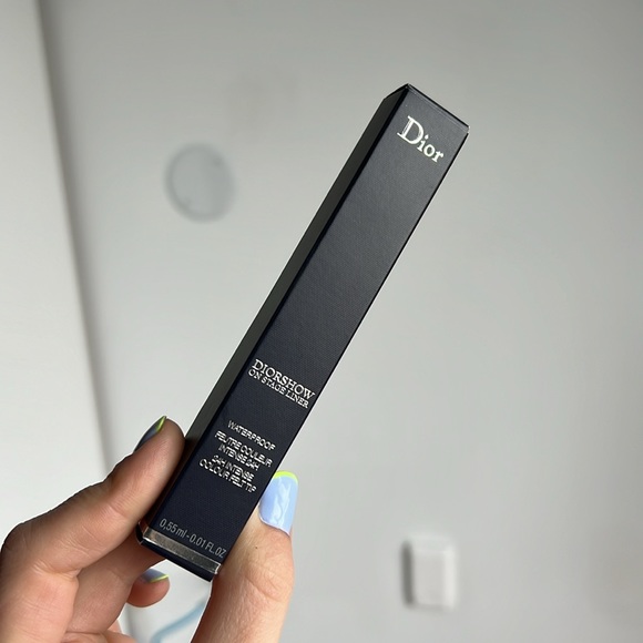 DIOR LIQUID EYELINER IN WHITE 🤍✨ - Picture 2 of 3